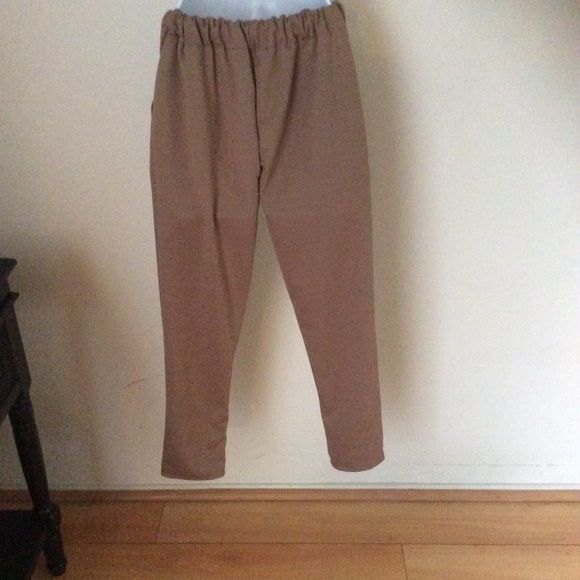 Cotton tan colored ankle pants - Picture 2 of 2
